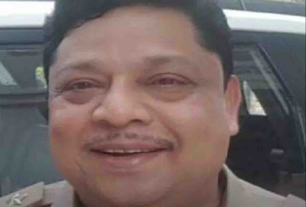 Farrukhabad ARTO offers resignation
