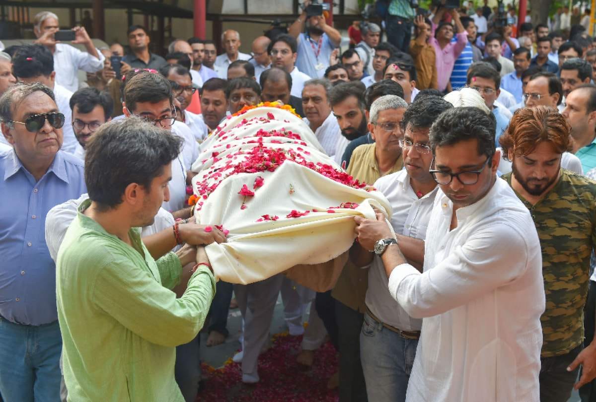 Ram jethmalani man who came from karachi with 1 paisa completes journey of 25 lakh rupee fees lawyer