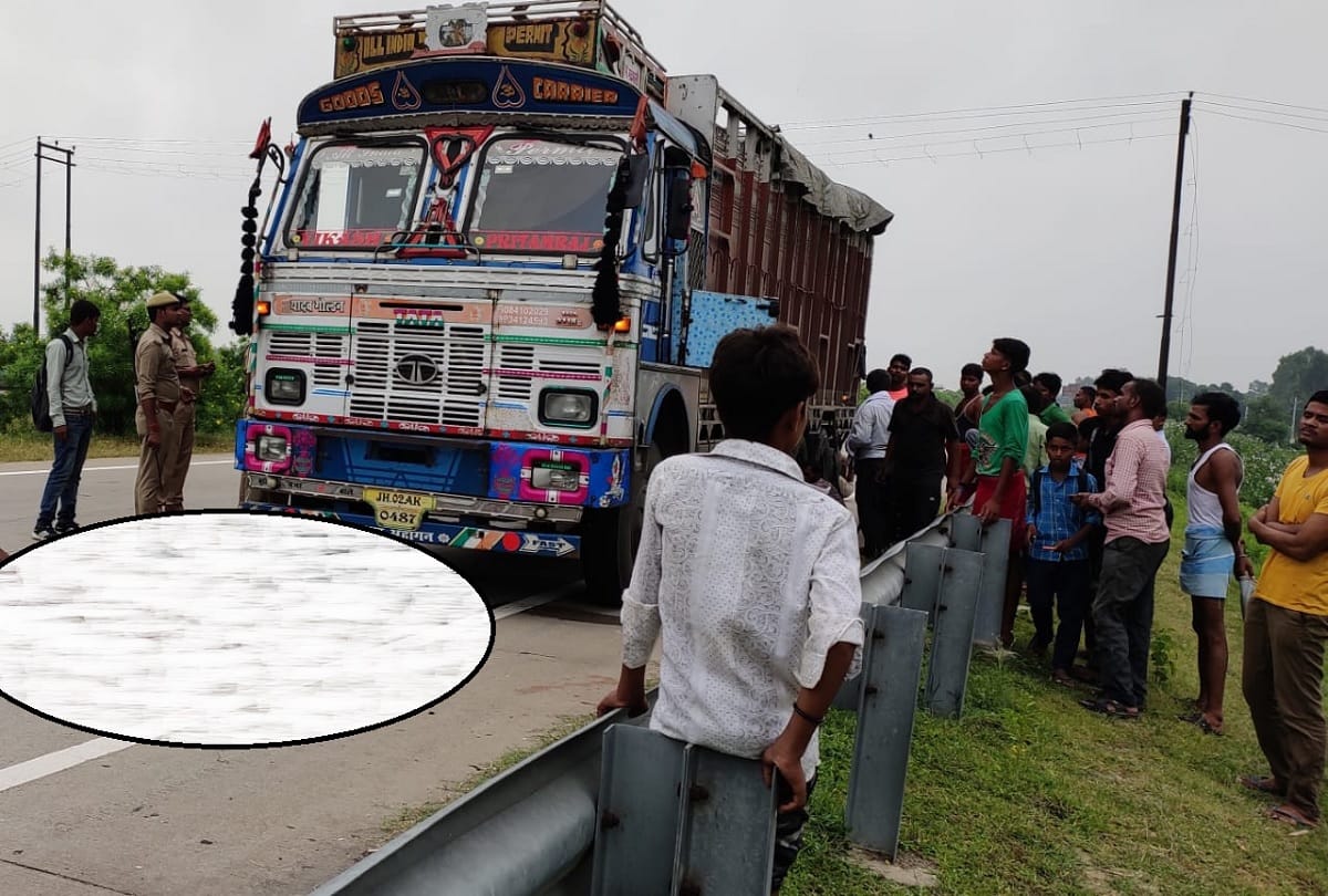 road accident in prayagraj of uttar pradesh