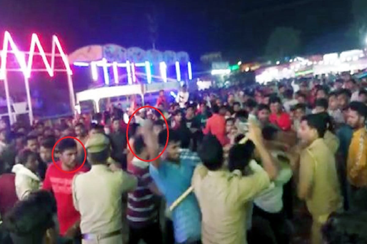Attack on policemen and three injured at Saharanpur of Uttar Pradesh