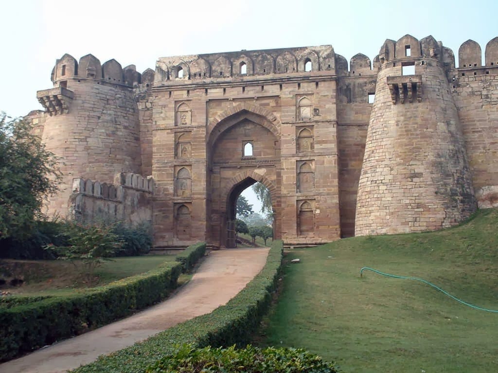 Police will have to undergo verification for the pass in the royal fort