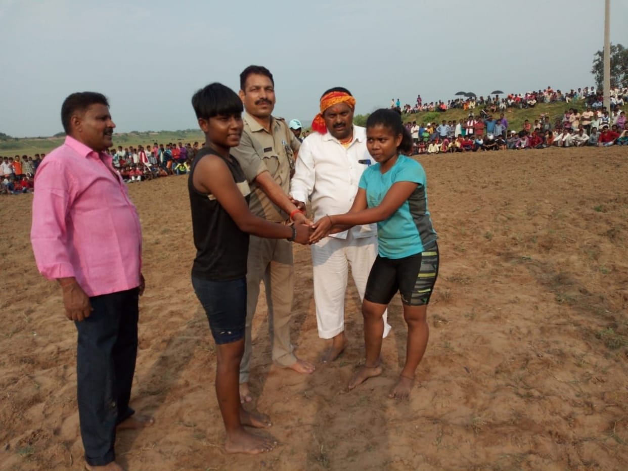 Tannu of Banaras defeated Riya of Gorakhpur