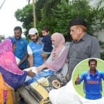 इरफान पठान अपने परिवार के साथ भूखों को अन्न बांटते हुृए