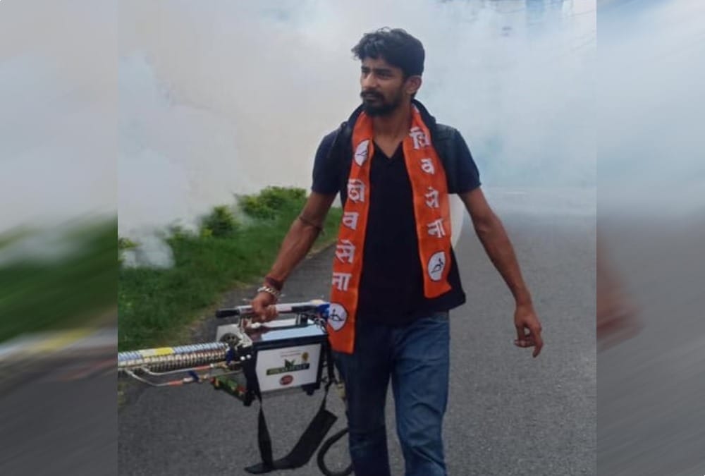Public Doing Fogging itself for destroying Dengue larvae in dehradun