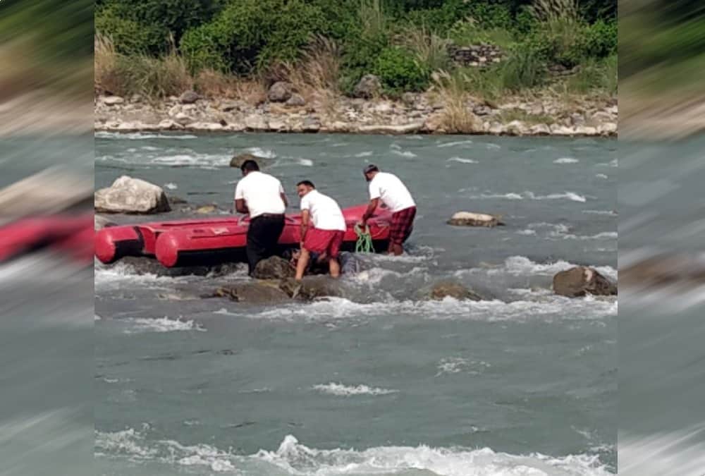 OverSpeed Utility fell in yamuna river Four Dead Bodies Recovered in vikasnagar dehradun