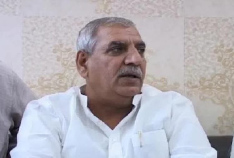 Election, INLD National Senior Vice President Ashok Arora resigned from his post