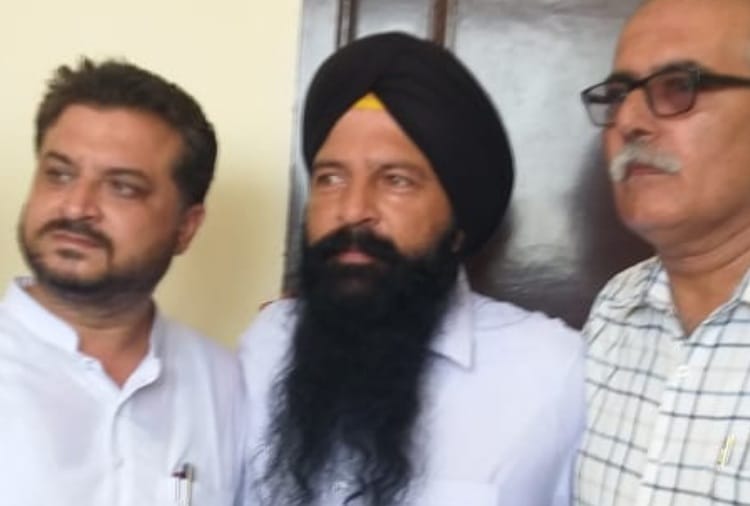 Former MLA of Pakistan PM Imran Khan Party Baldev Singh is Fan of PM Modi