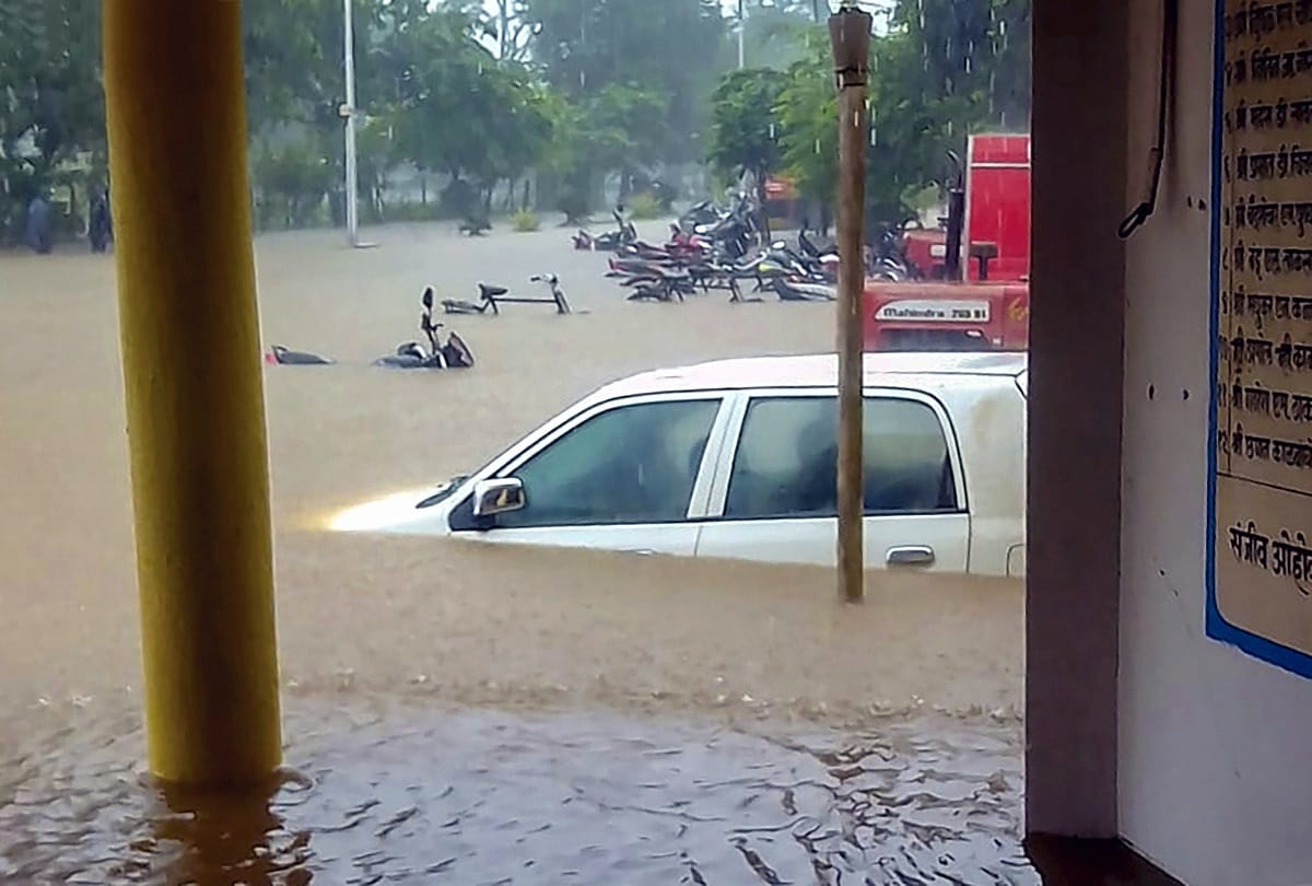 Mass life in Madhya Pradesh, Maharashtra and Andhra due to heavy rain, see in pictures