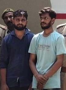 The miscreants who came to avenge the murder, were caught in the encounter by the police