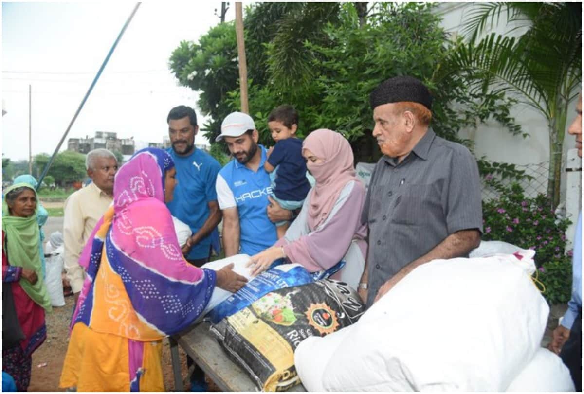 Irfan Pathan donates food to needy says giving is a way of life