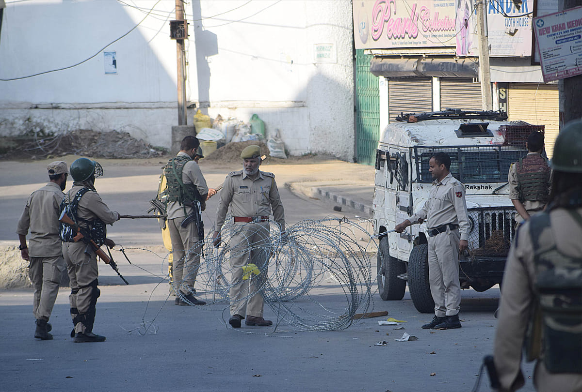 Government's campaign against propaganda in Kashmir, told separatist responsible for the situation