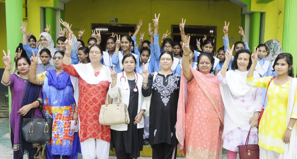amar ujala 100 million smile program in sambhal