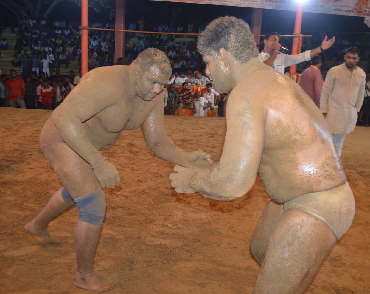 2.51 lakh price wrestling drawn.