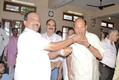 Hindu-Muslim communities worship Jagannath in the morning and included in muharram procession