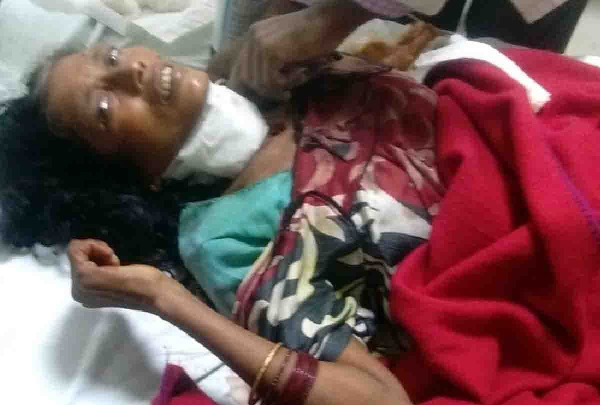 Drunk husband brutally cut wife neck with knife