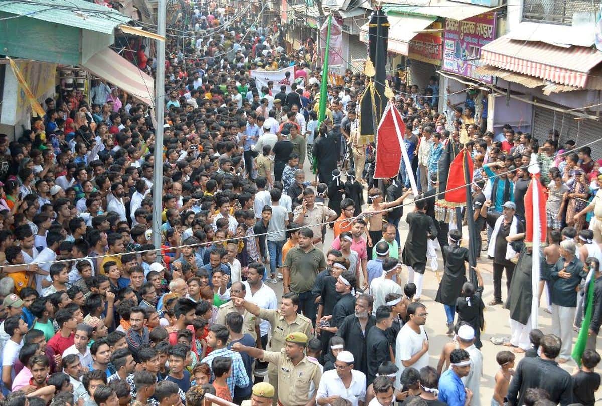 tazia supurd e khak in karbala Agra News in Hindi