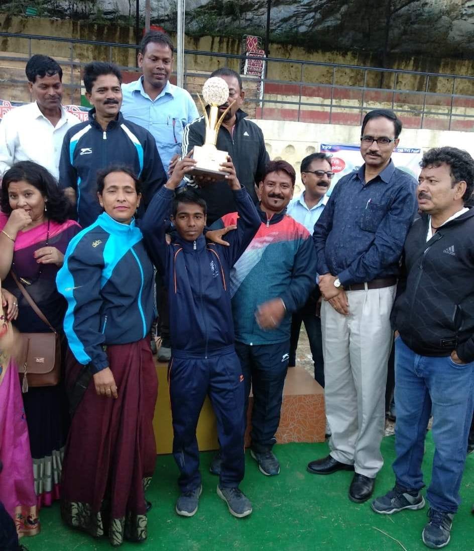 Yamkeshwar Block won the overall championship trophy