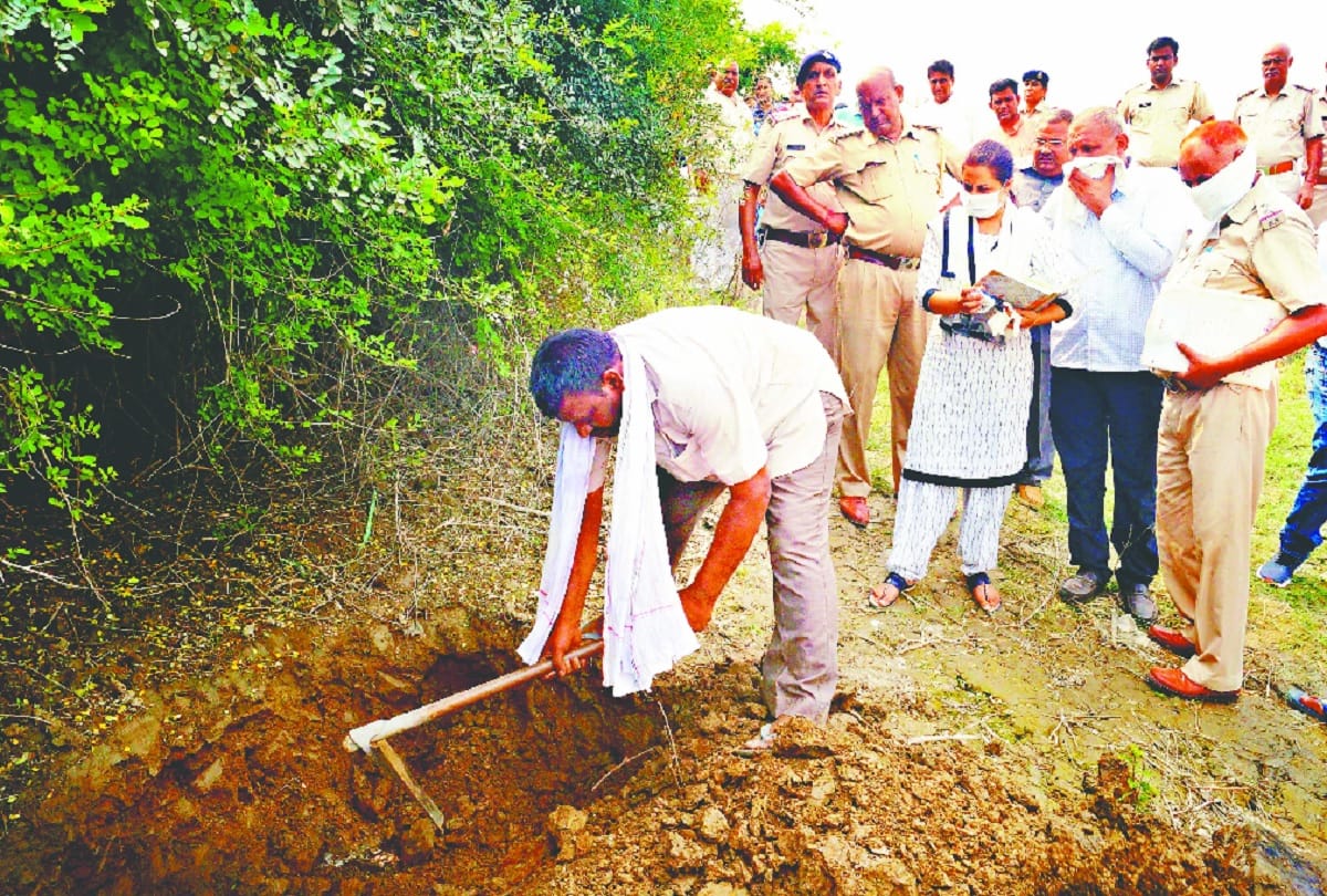 Faridabad Minor Murder Case Father Angry with Police Attitude