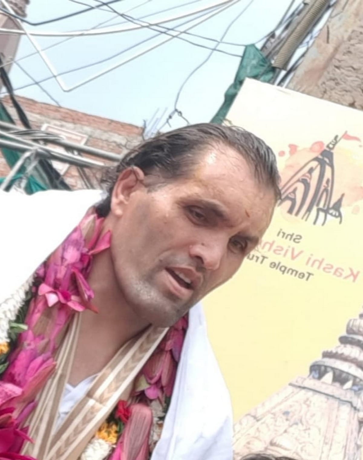 Khali worshiped at Kashi Vishwanath temple varanasi