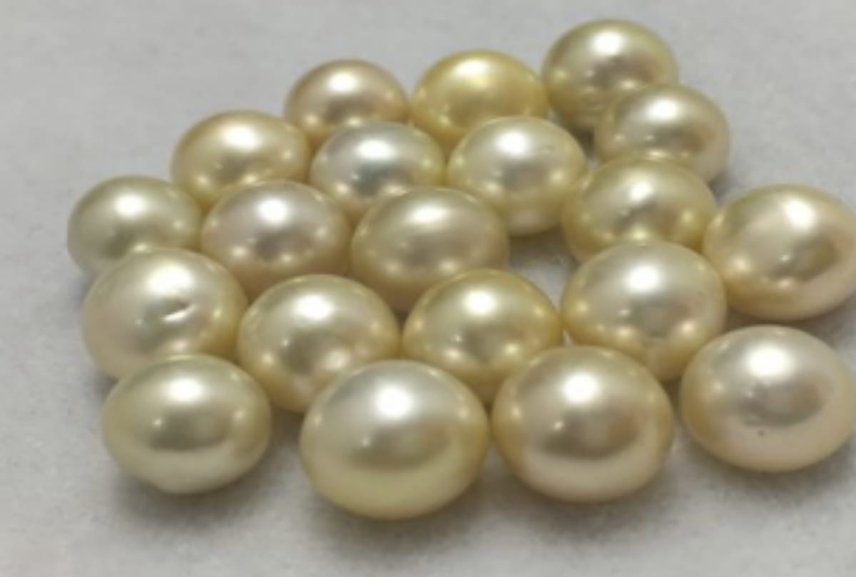 Pearl Gemstone benefits know who can wear Pearl