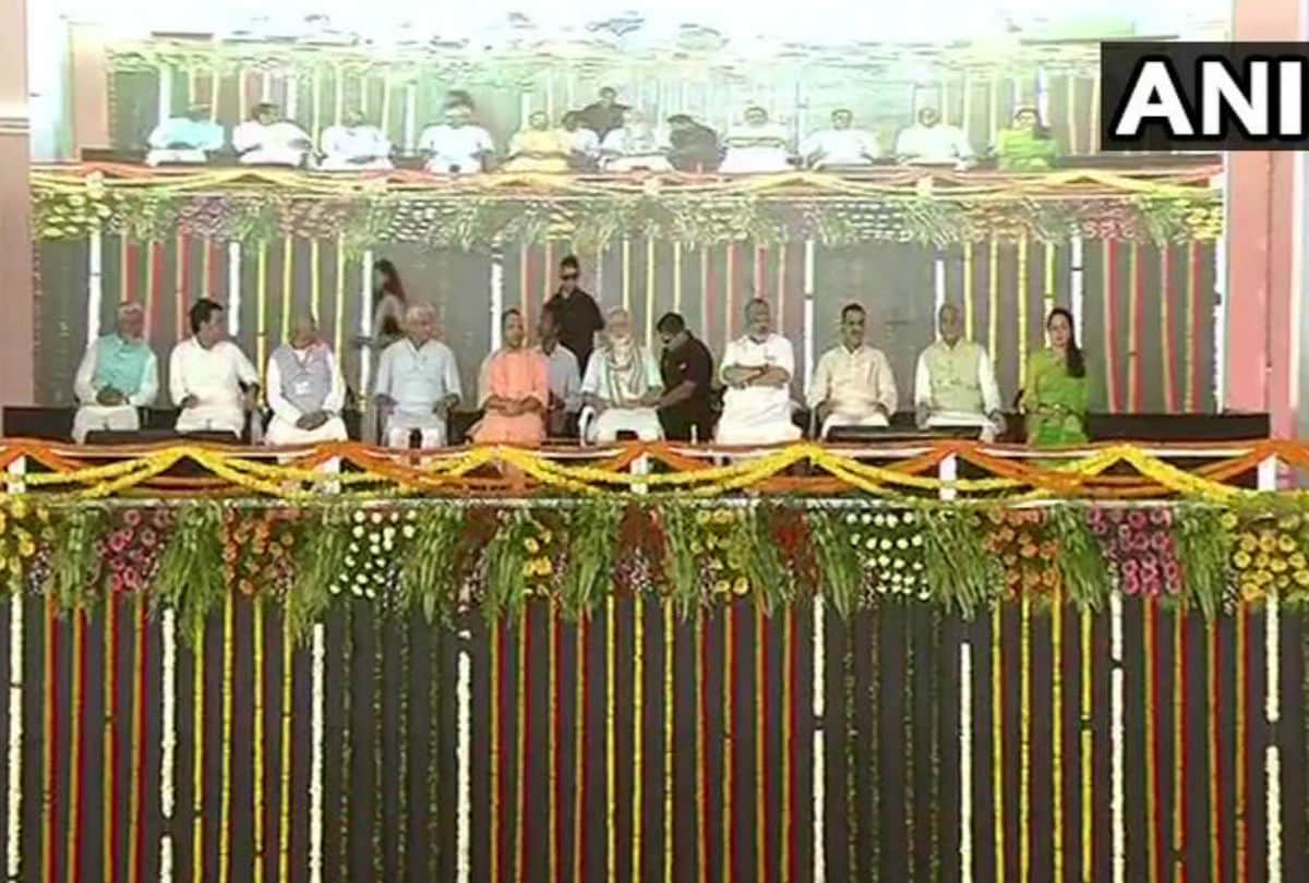 pm modi launches swachhta hi seva campaign in india from mathura today