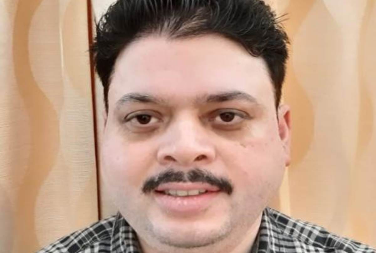 UP News: Alok Leaves Post of IAS Association President, Command to Ranjan