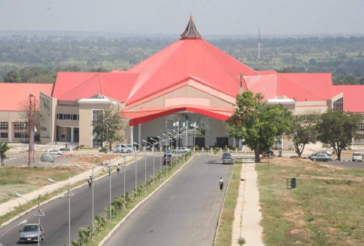 5 countries of world which changed their capital due to some reasons