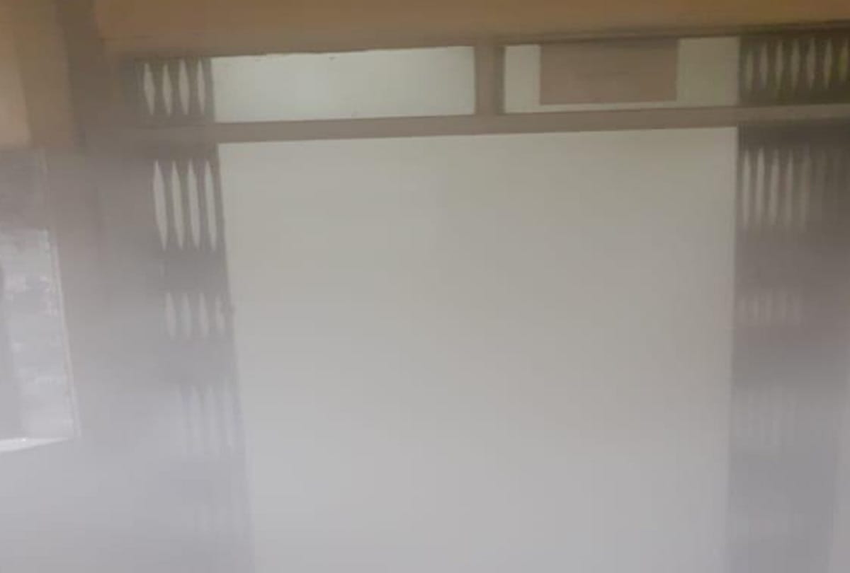 Fire breaks out in Hindu Rao Hospital in Delhi