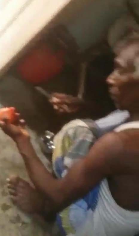 vedio viral of getting service from father of accused in police station