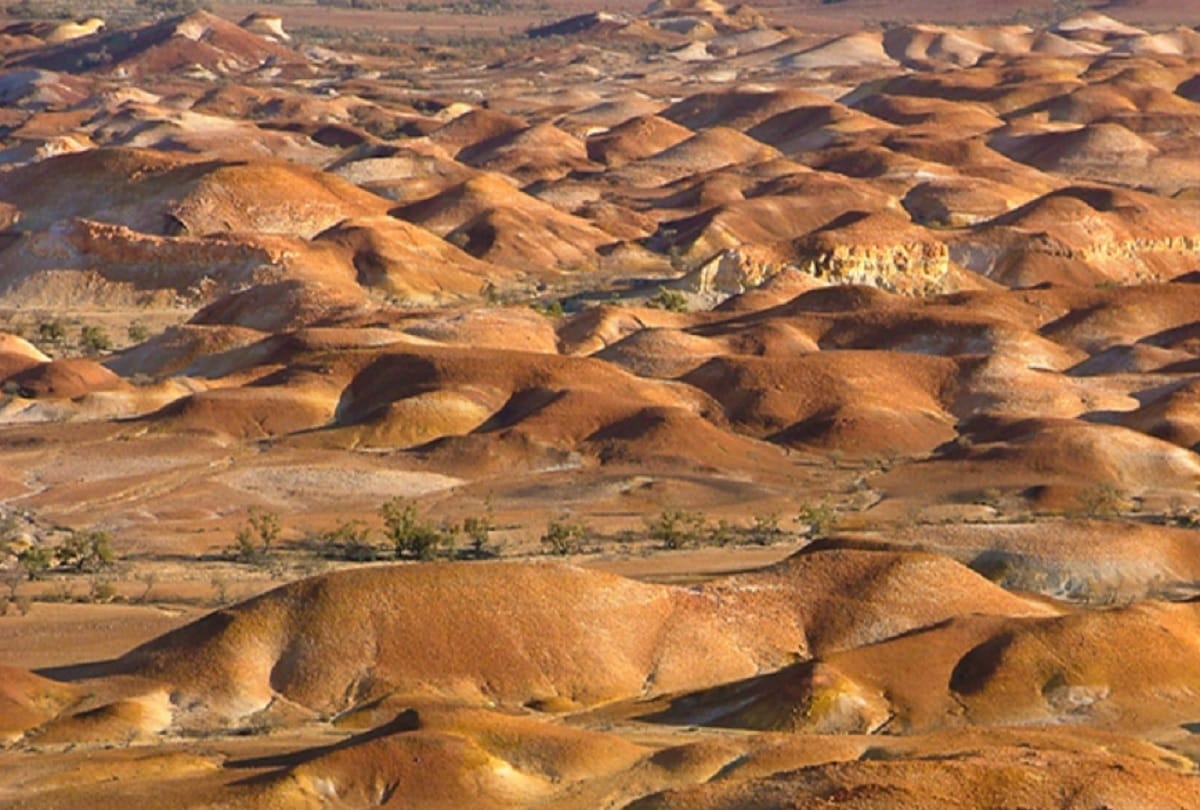 Worlds Strangest Town In Australia Coober Pedy Where People Lives Underground