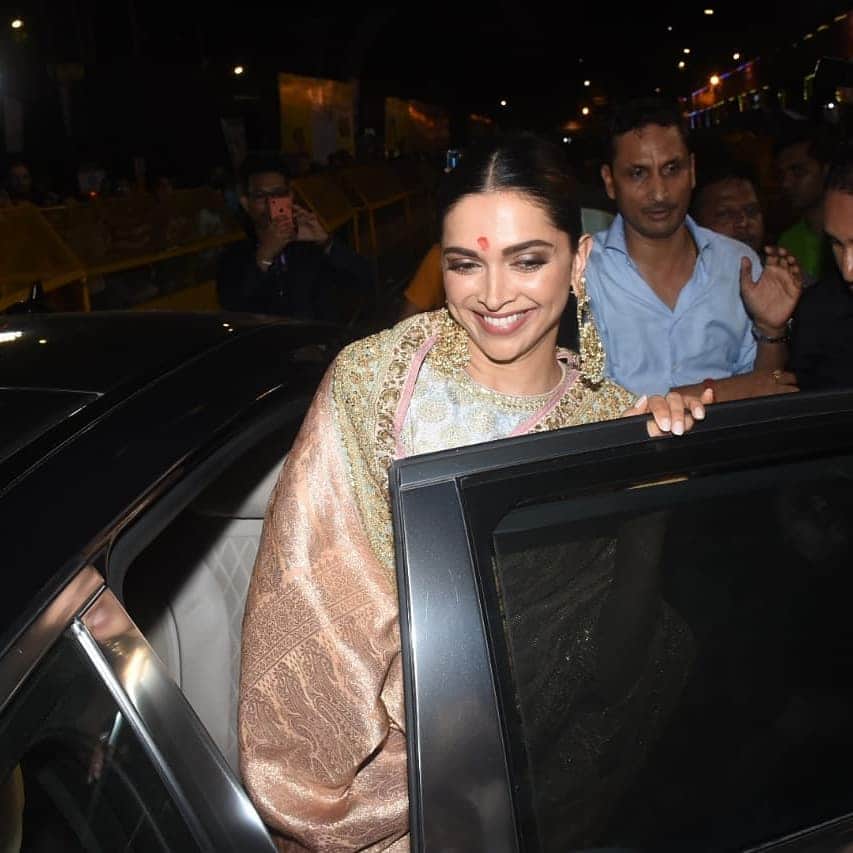 Rajinikanth film darbar new poster to Deepika Padukone offers prayers to Ganpati Bappa