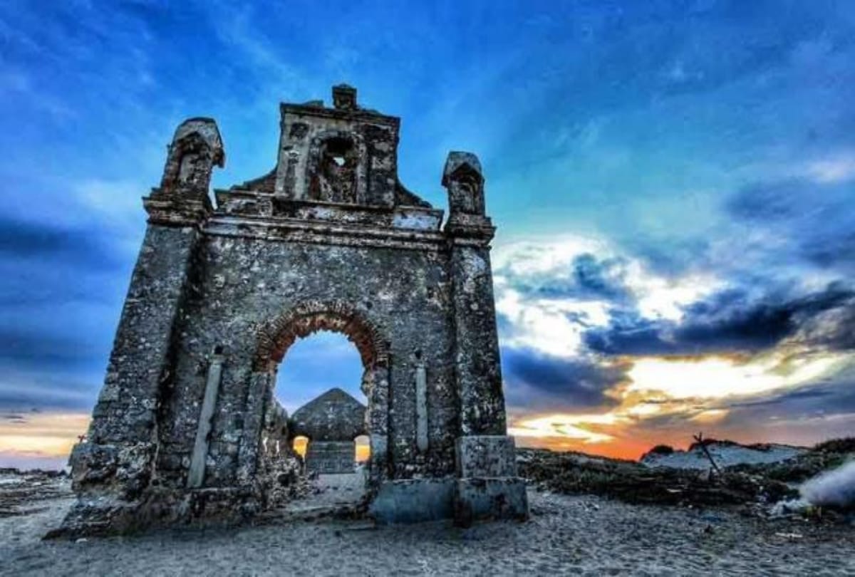 Dhanushkodi mysterious place of india in rameshwaram near srilanka border