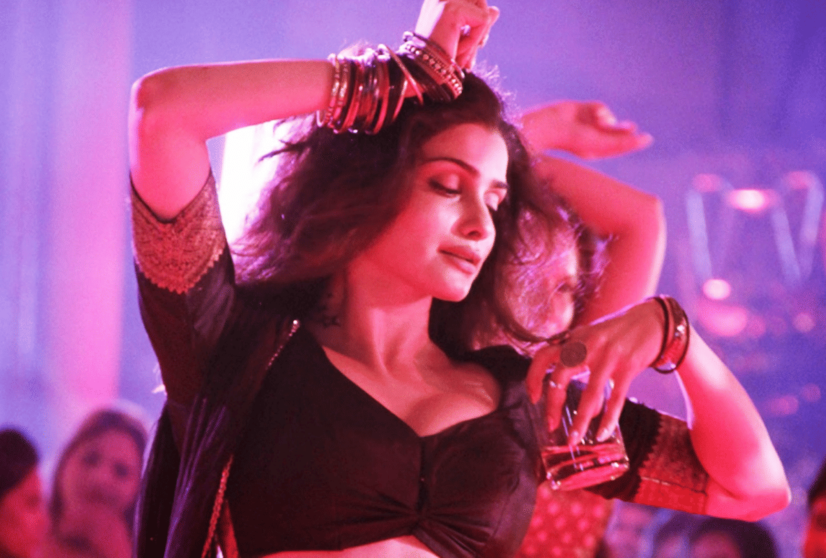 Prachi Desai Birthday Special when Ek Villain Creative Team Asked To Pad Up Her Breasts