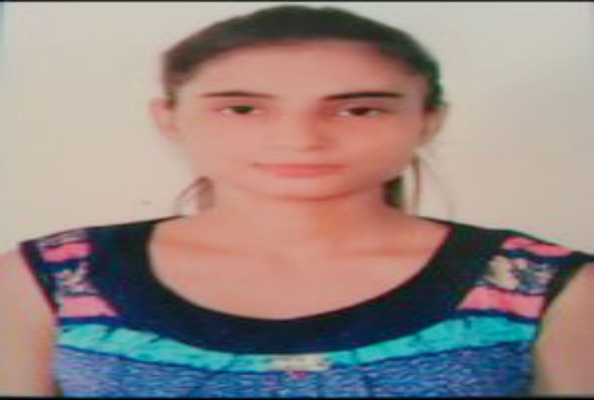 girl found dead on railway track in agra