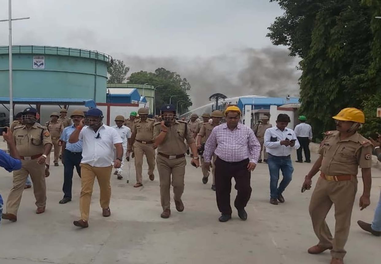 fire in Hindustan Petroleum gas refilling plant in unnao up