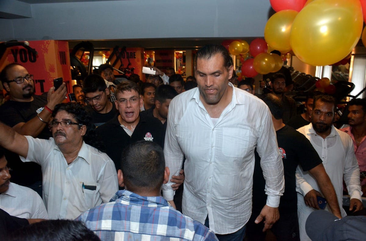 khali on Pakistan behavior be in its place in varanasi