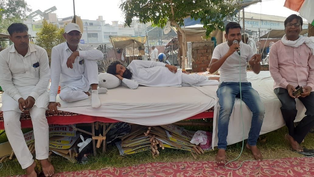 drug, protest, kashi, anna hajare, fatehabad