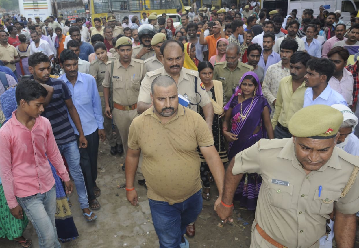 Four hundred people lost lime of 40 lakhs in forty days, the running operator was caught