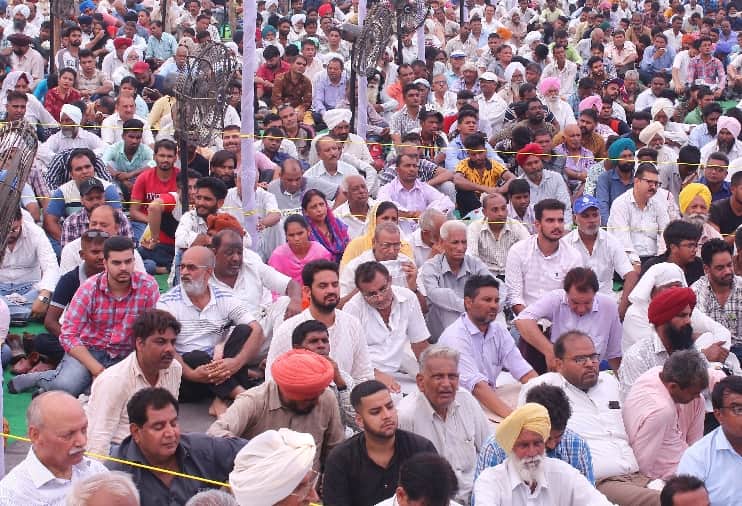 Satguru Mata Sudiksha Given Message Of Humanity In Pathankot