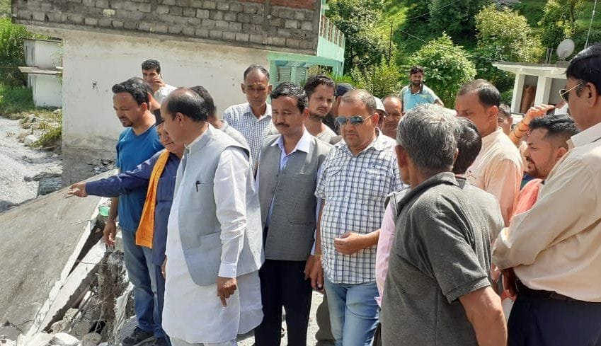 MP Ajay Tamta visited the affected areas