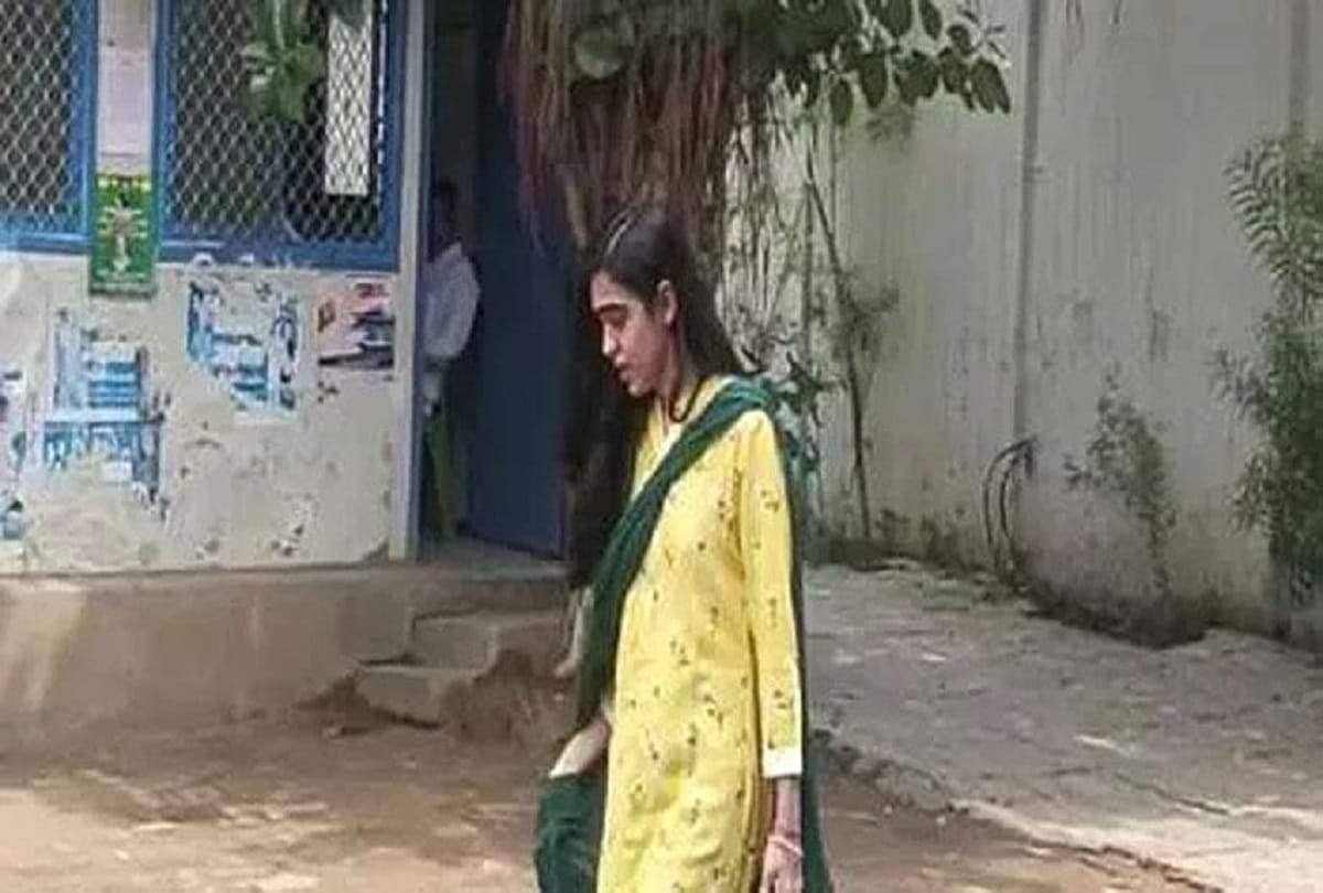 Tejapratap wife Aishwarya leaves crying from Rabri Devi residence