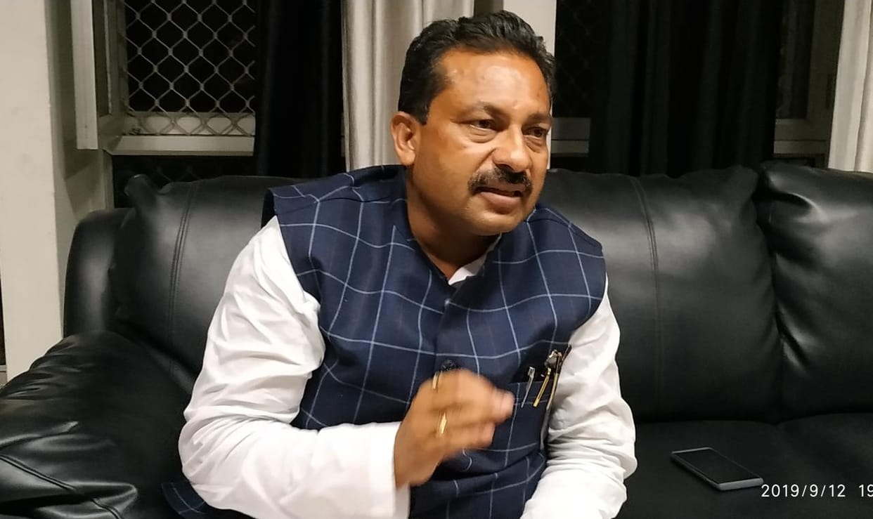 extortion in pradhanpantri awas yojna