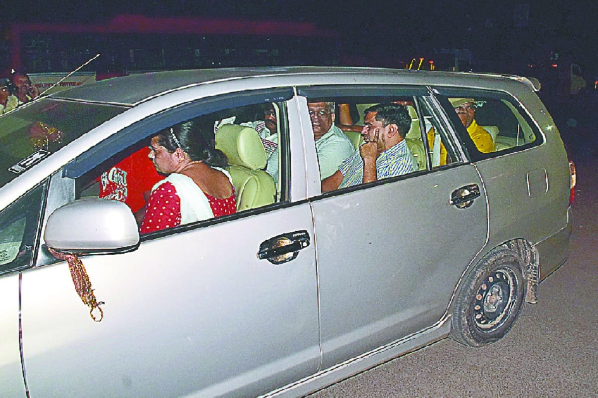 CBI arrested superintendent of CGST office in case of taking bribe at Meerut