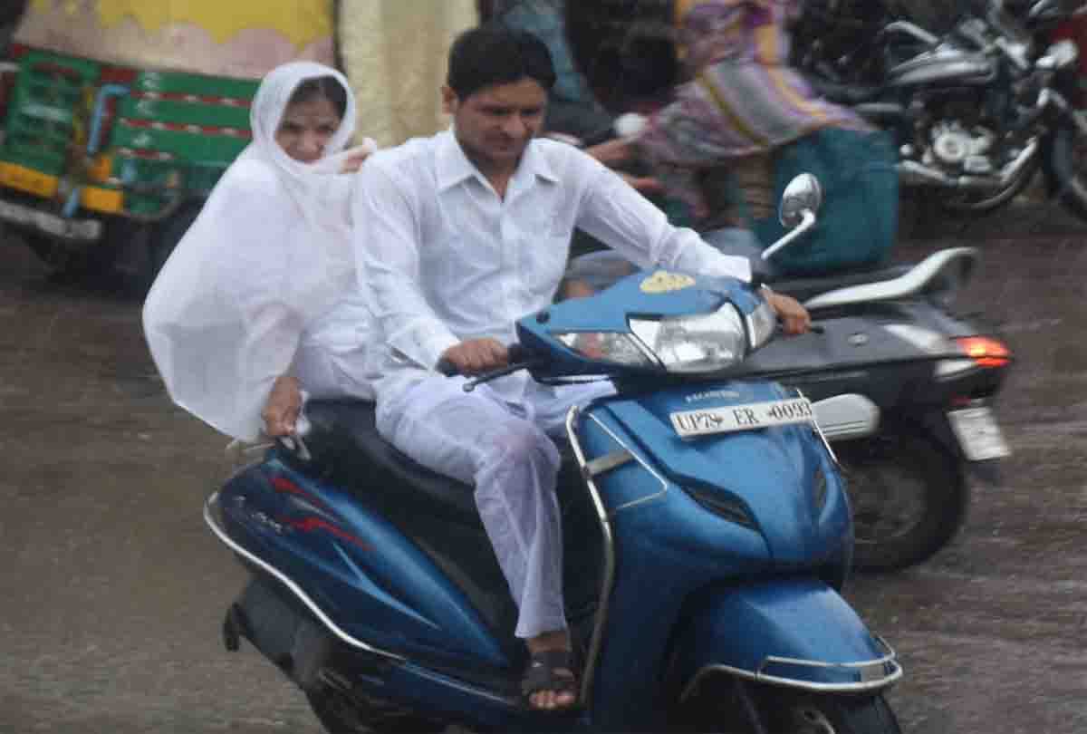 Saavan departed in a unique way, weather became pleasant
