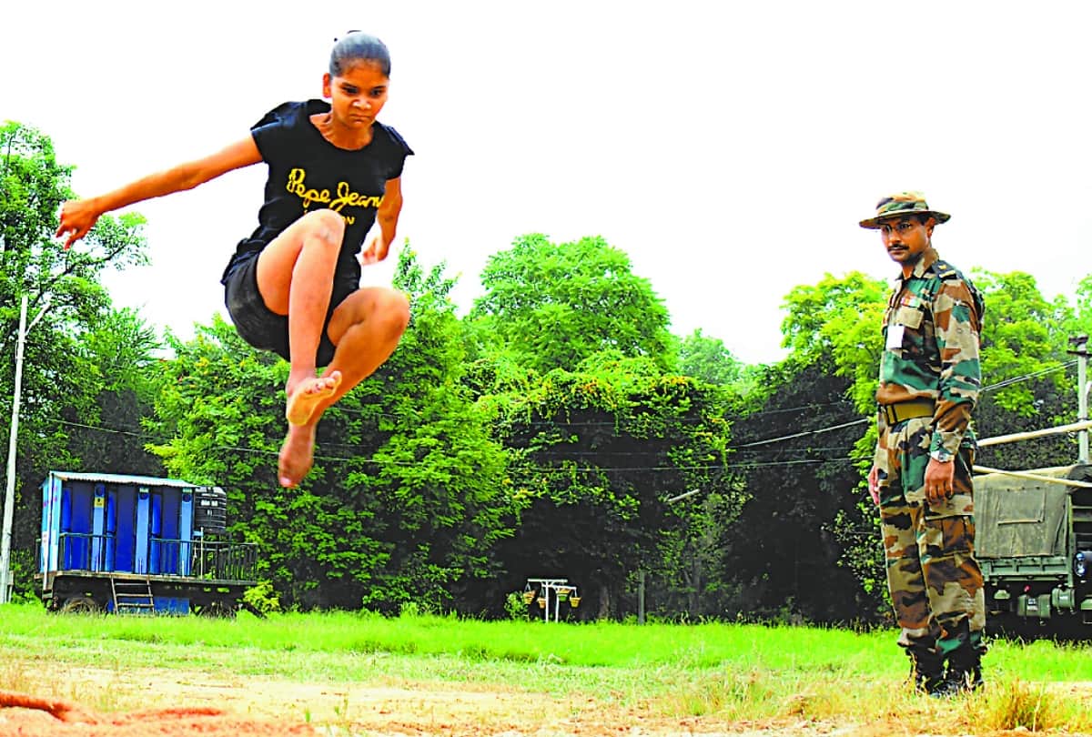 recruitment rally for army police in lucknow