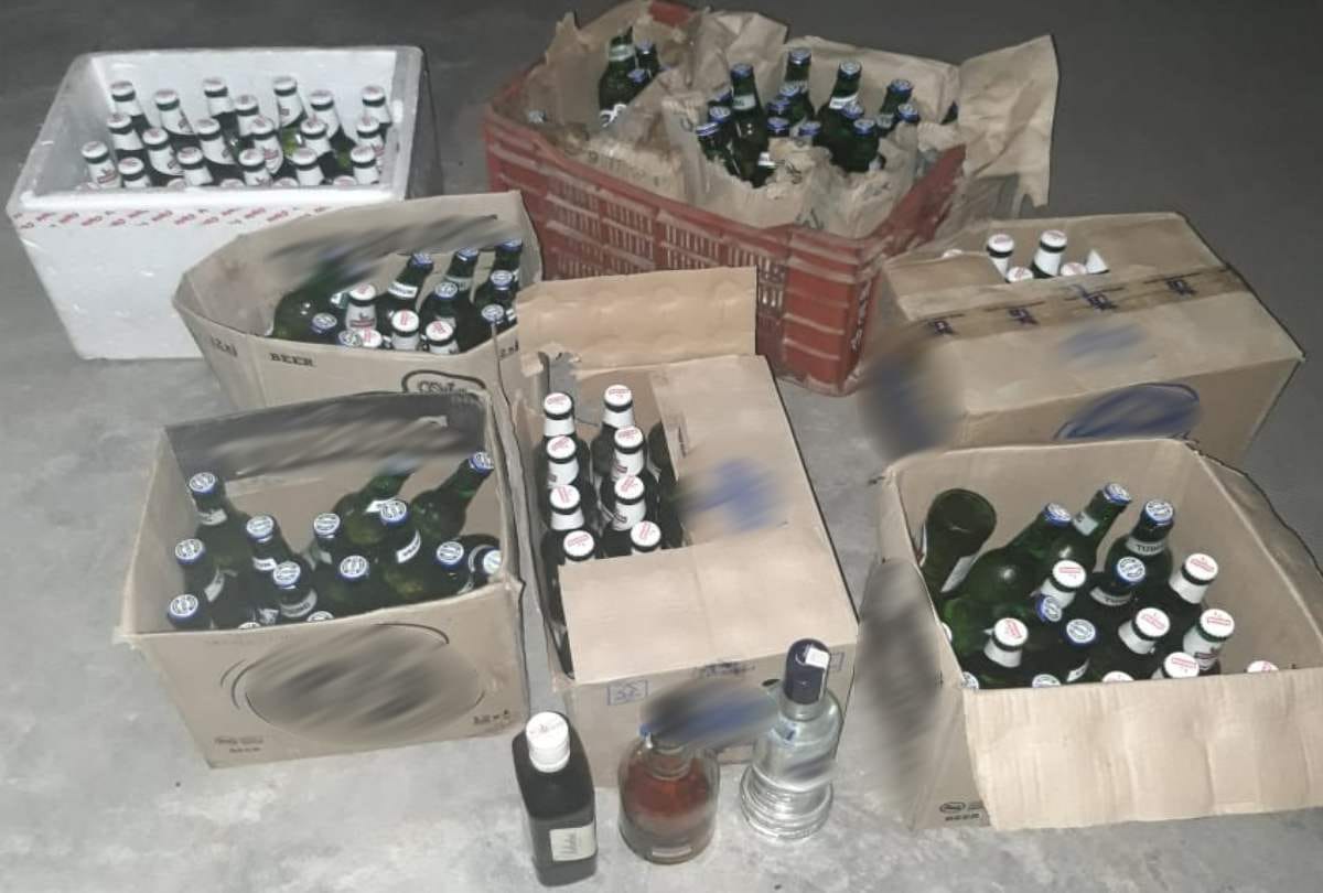 Gurugram News Biggest Alcohol Party Busted 43 Boys and Girls Arrested