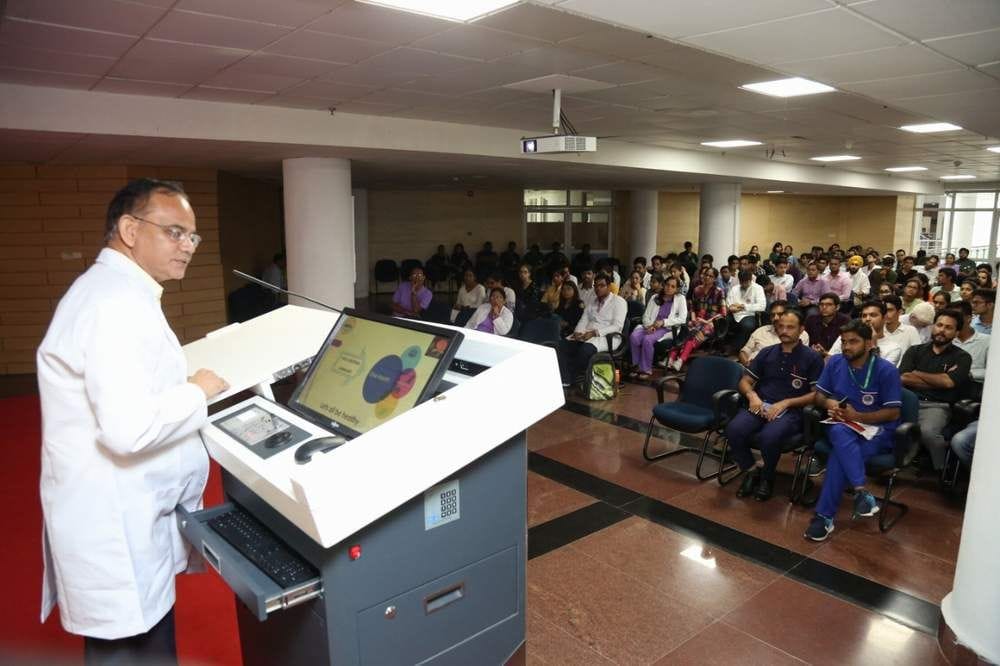 'Dengue preventable, no treatment facility'