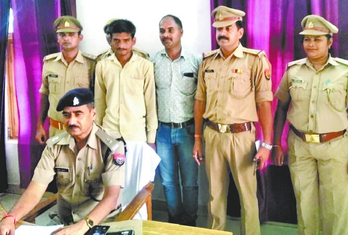 doing fraud by showing himself as fake steno in gonda, arrested