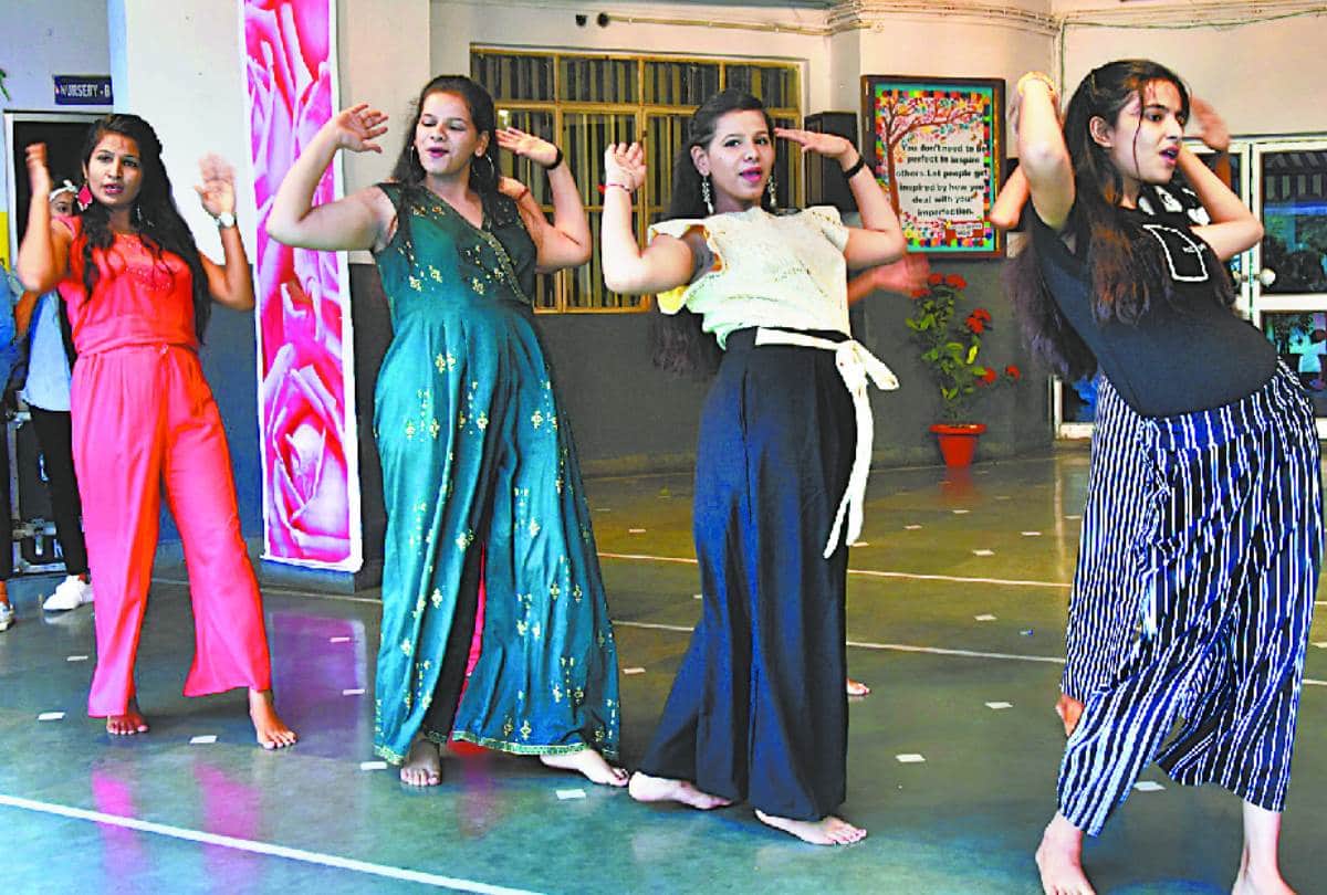 freshers party in colleges of lucknow
