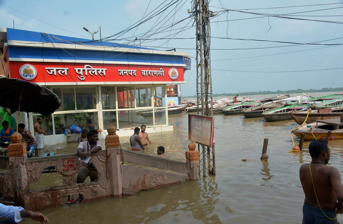 ganga water level increasing near warning point in varanasi